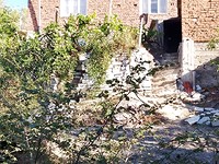 Casa di campagna in vendita vicino a Sandanski