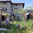 Casa di campagna in vendita vicino alla città di Pazardzhik