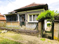 Casa di campagna in vendita vicino a Pleven