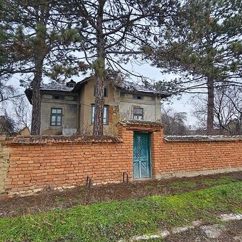 Casa di campagna in vendita vicino a Pleven