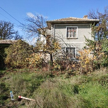 Casa di campagna in vendita vicino a Varna