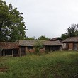 Casa di campagna in vendita vicino a Elhovo