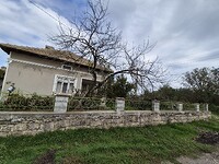Casa di campagna in vendita vicino al generale Toshevo