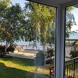 Accogliente appartamento con una splendida vista in vendita proprio sulla spiaggia di Saint Vlas
