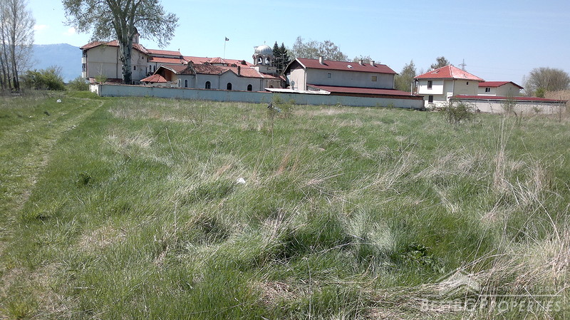 Appezzamento di terreno di sviluppo in vendita vicino a Sofia