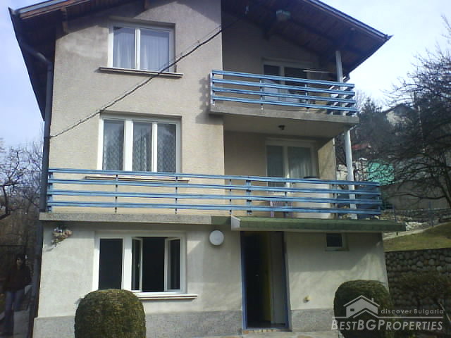 Casa eccellente nella parte dell`ovest di Sofia