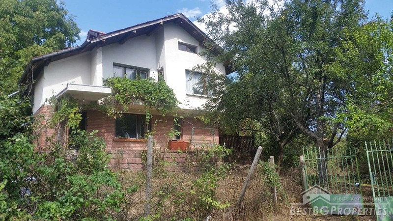 Eccellente casa in vendita nei Balcani di Troyan