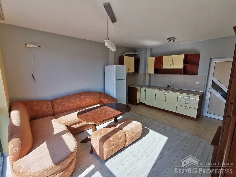 Appartamento rifinito e arredato in vendita a Varna