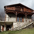 Di recente costruzione, completamente arredati casa vicino a Sandanski