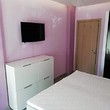 Lussuoso appartamento con una camera da letto completamente arredato