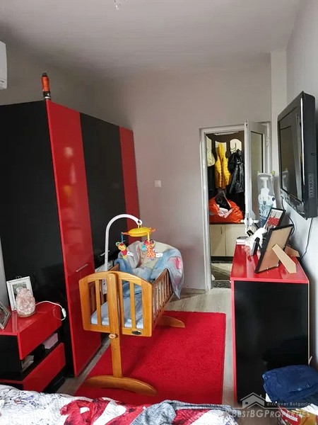 Appartamento ammobiliato in vendita a Burgas