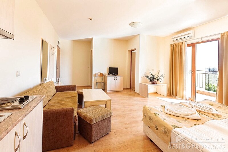 Appartamento arredato con una camera da letto in vendita a Sozopol