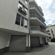 Appartamento arredato con una camera da letto in vendita sul mare