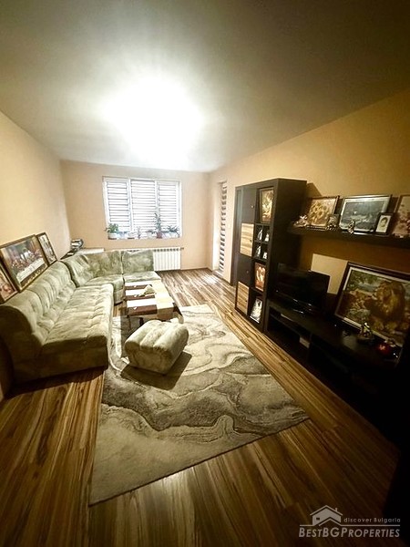 Appartamento arredato con due camere da letto in vendita a Kyustendil