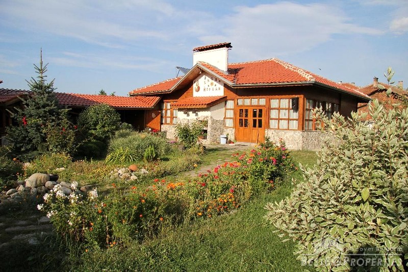 Guest house in vendita nelle montagne vicino a Samokov