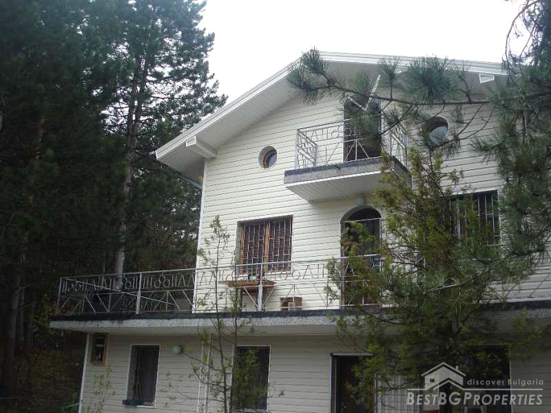 Guest house in vendita vicino a Asenovgrad