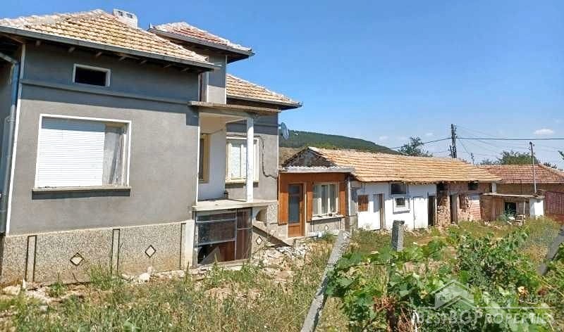 Casa in vendita vicino a Veliko Tarnovo