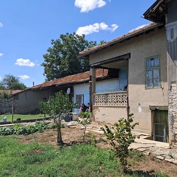 Casa in vendita vicino a Veliko Tarnovo