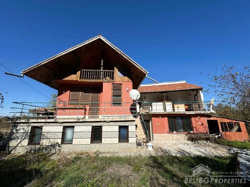 Casa in vendita vicino alla città di Veliko Tarnovo