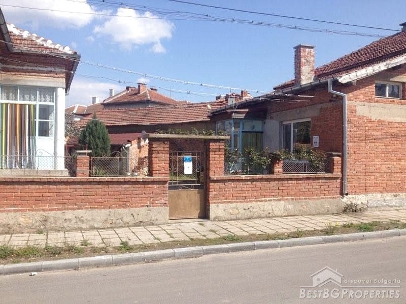Casa in vendita in vendita a Svilengrad