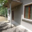 Casa in vendita in zona montuosa non lontano da Sofia