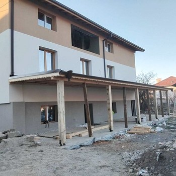 Casa in vendita nelle immediate vicinanze di Bansko