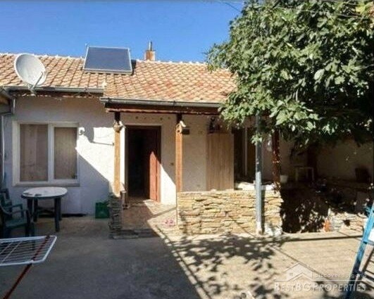 Casa in vendita nella città di Kazanlak