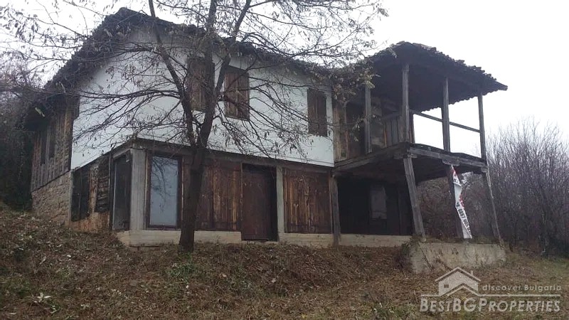 Casa in vendita in montagna vicino a Elena