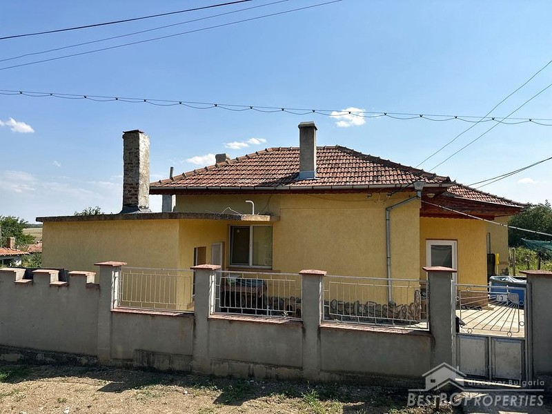 Casa in vendita nella città di Alfatar