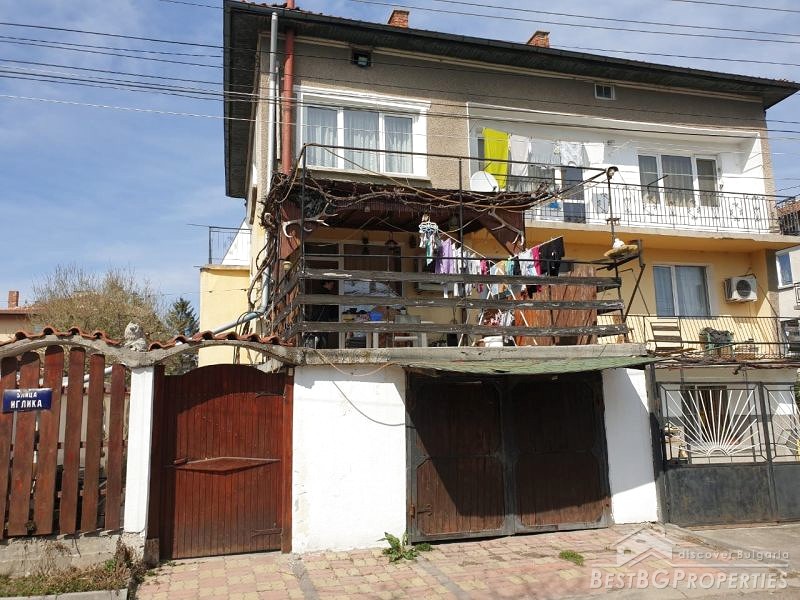 Casa in vendita nella città di Bozhurishte