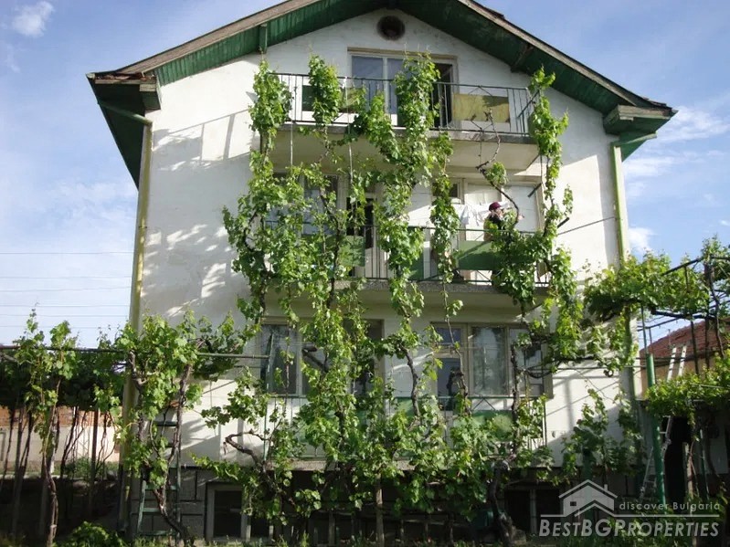 Casa in vendita nella città di Kocherinovo