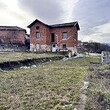 Casa in vendita nei pressi di Mezdra