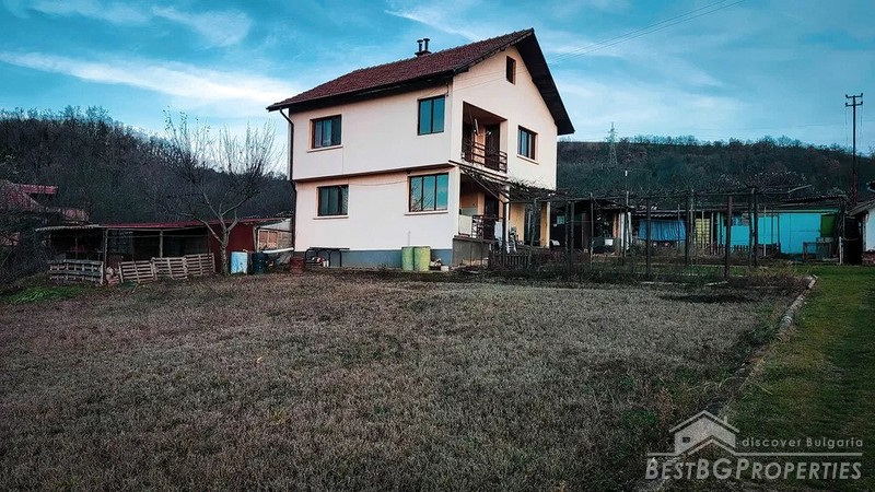 Casa in vendita nelle vicinanze di Vratsa