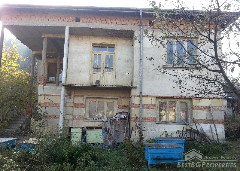 Casa in vendita vicino Bregovo