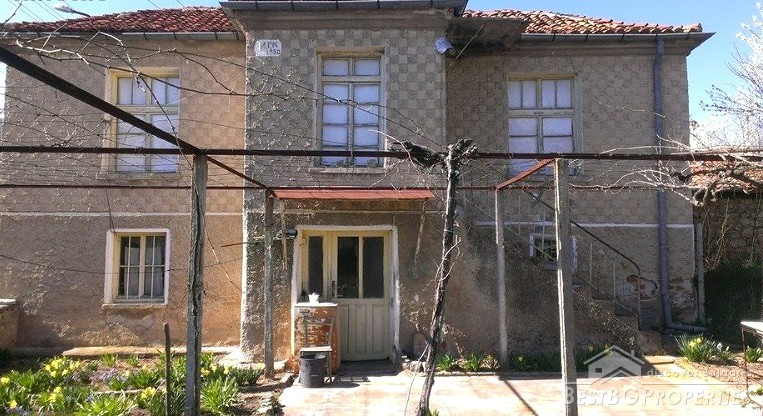 Casa in vendita vicino Brezovo