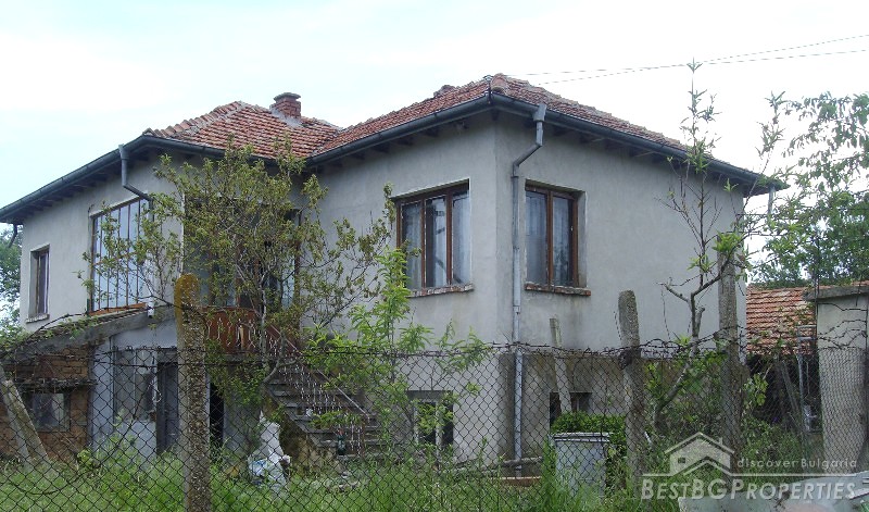 Casa in vendita vicino Dolni Chiflik