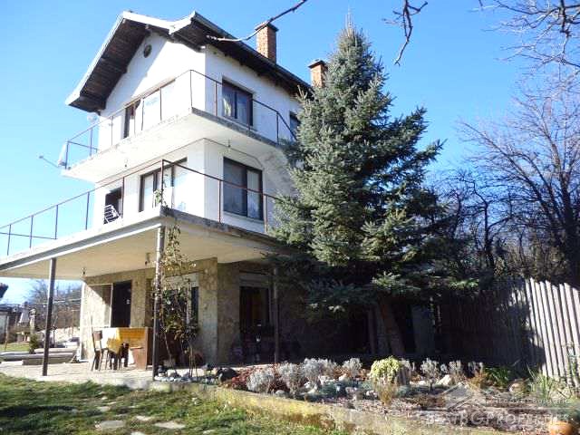 Casa in vendita vicino Gurkovo