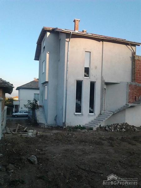 Casa in vendita vicino Hadjidimovo