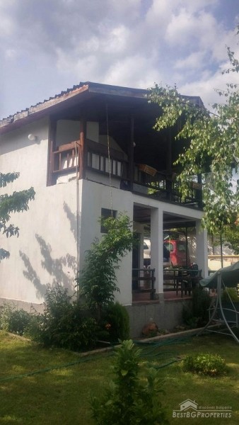 Casa in vendita vicino a Hissarya