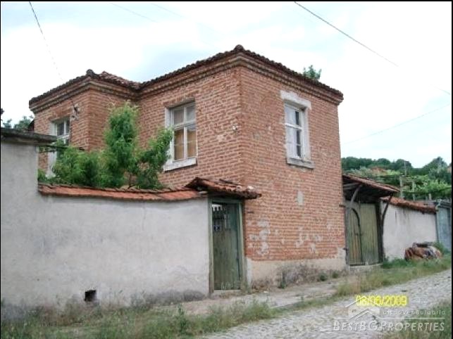 Casa in vendita vicino a Kazanlak
