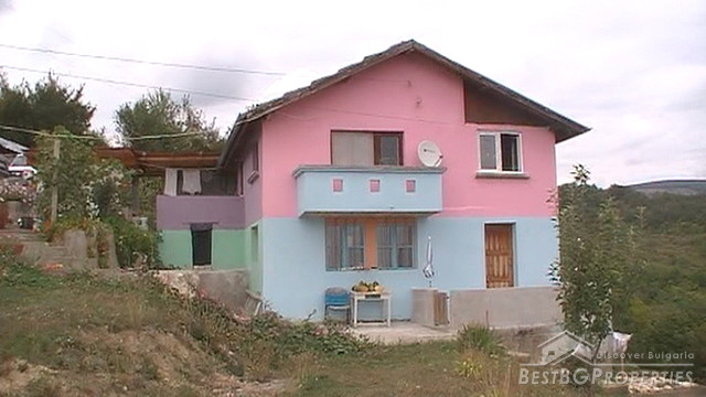 Casa in vendita vicino Kustendil