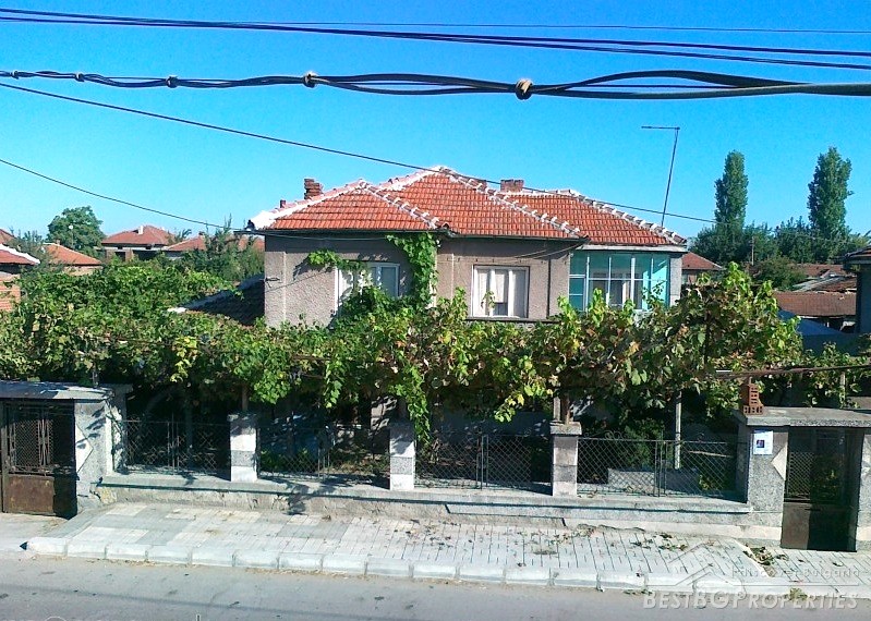 Casa in vendita vicino Sadovo