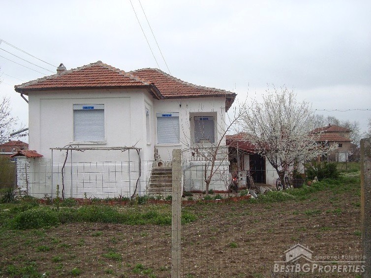 Casa in vendita vicino Svilengrad