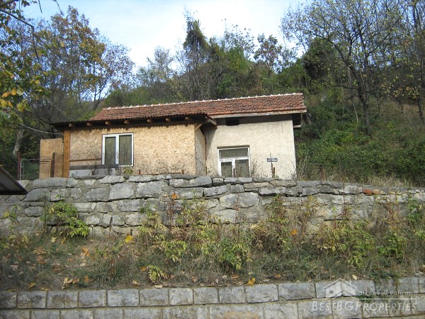Casa in vendita vicino a Teteven