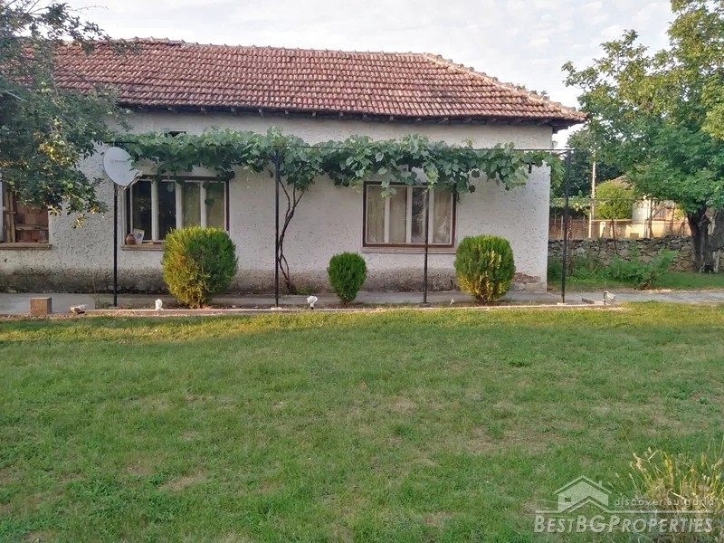 Casa in vendita vicino a Yablanitsa