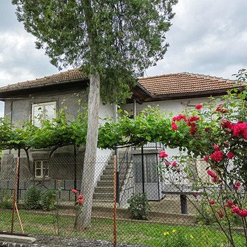Casa in vendita vicino alla città di Veliko Tarnovo