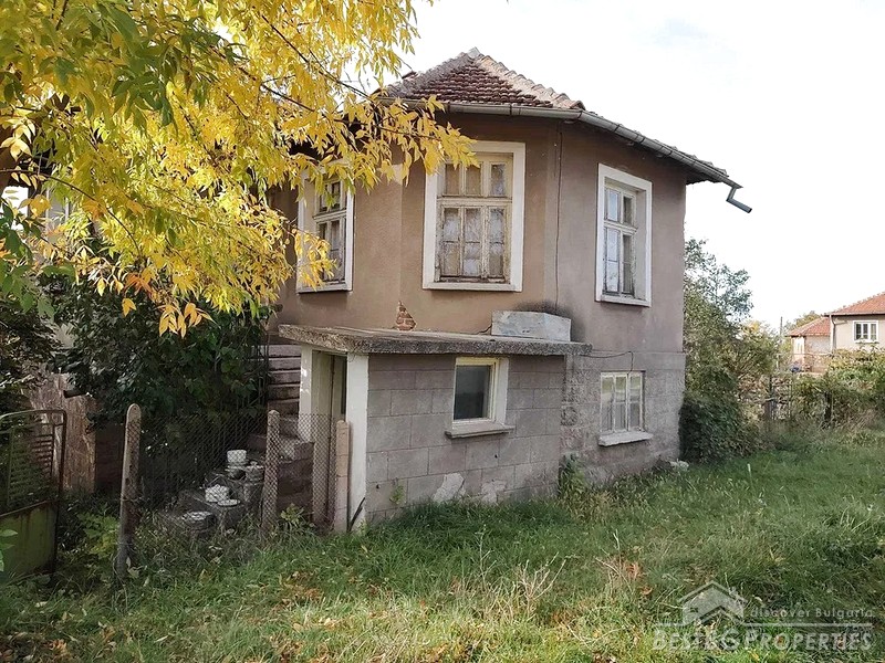 Casa in vendita vicino alla città di Belogradchik