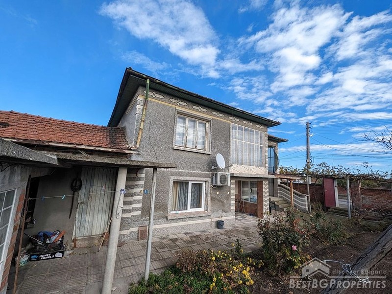 Casa in vendita vicino alla città di Chirpan