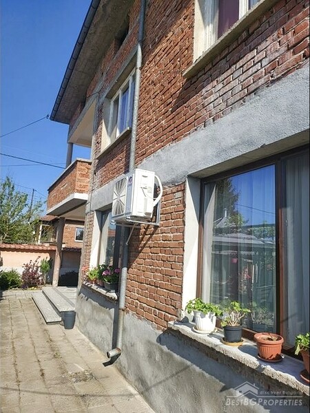 Casa in vendita vicino alla città di Parvomay