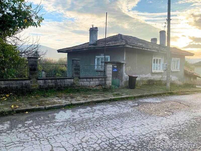 Casa in vendita vicino alla città di Smyadovo